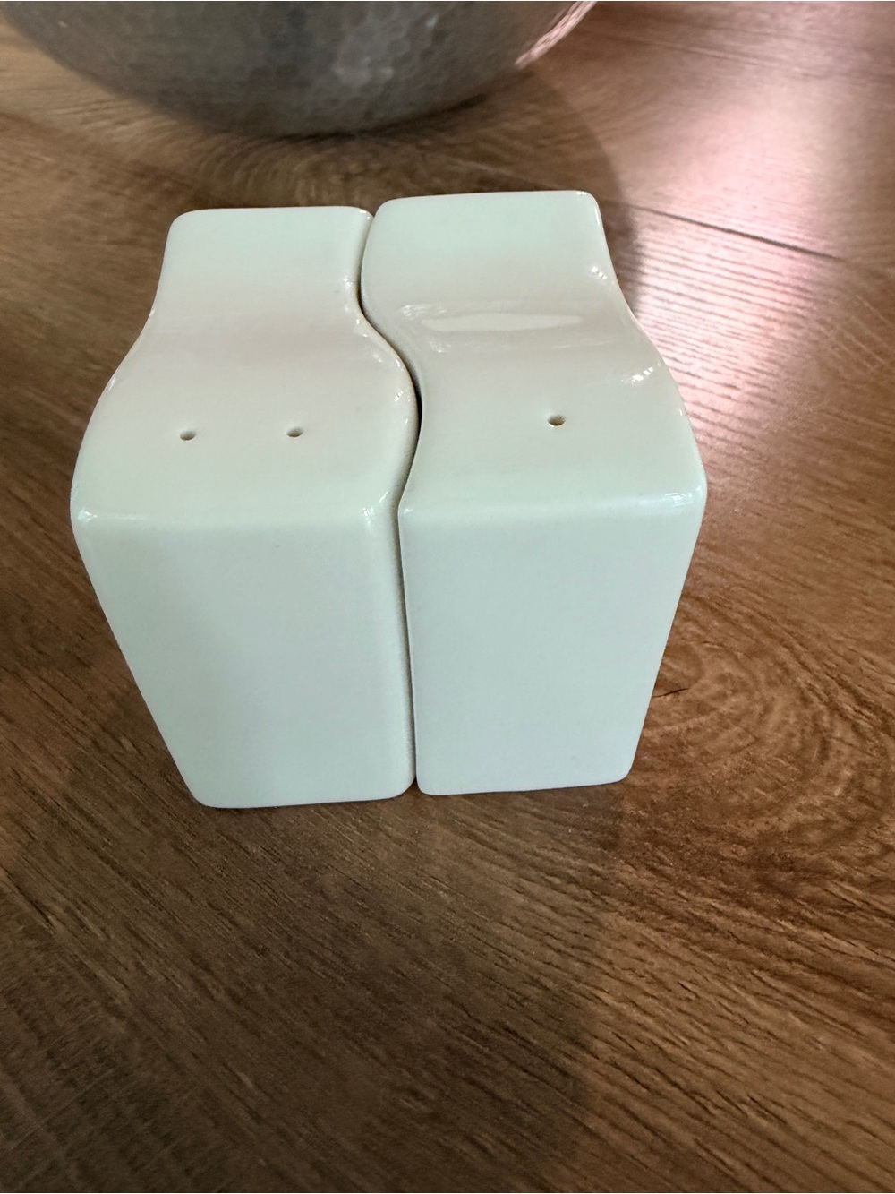 Villeroy & Boch White Ceramic Salt and Pepper Shakers